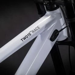 Cube TWO15 Race 27.5 Flashwhite´n´black -Vélo Soldes 458150 D1