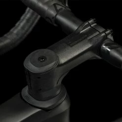 Cube Agree C:62 Race Carbon´n´black 10 Cube Agree C:62 Race Carbon´n´black -Vélo Soldes Agree C62 Race carbon n black 678200 2