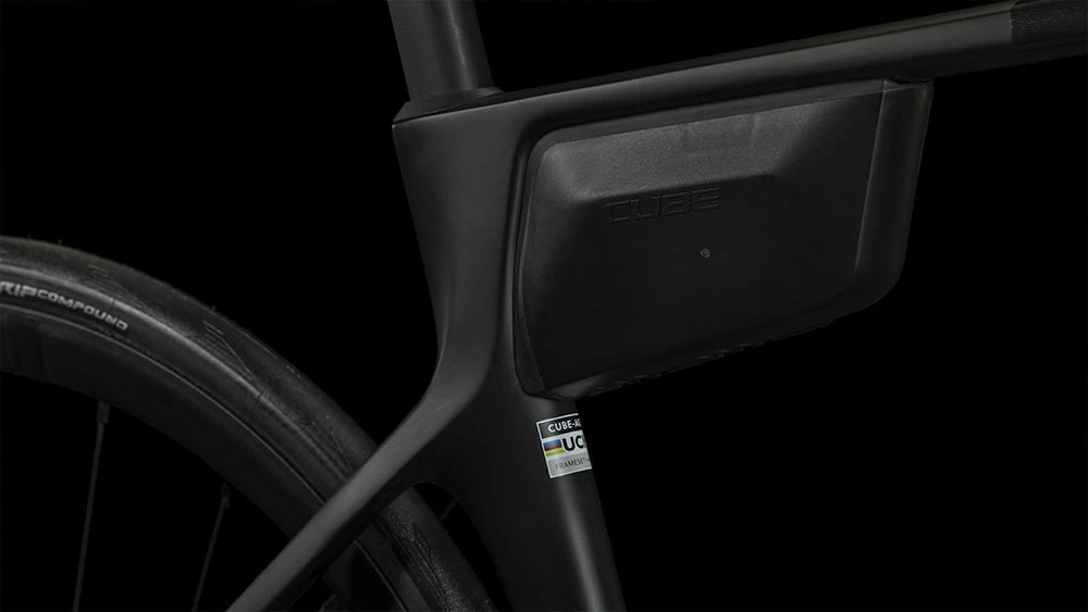 Cube Agree C:62 Race Carbon´n´black 7 Cube Agree C:62 Race Carbon´n´black – Image 5