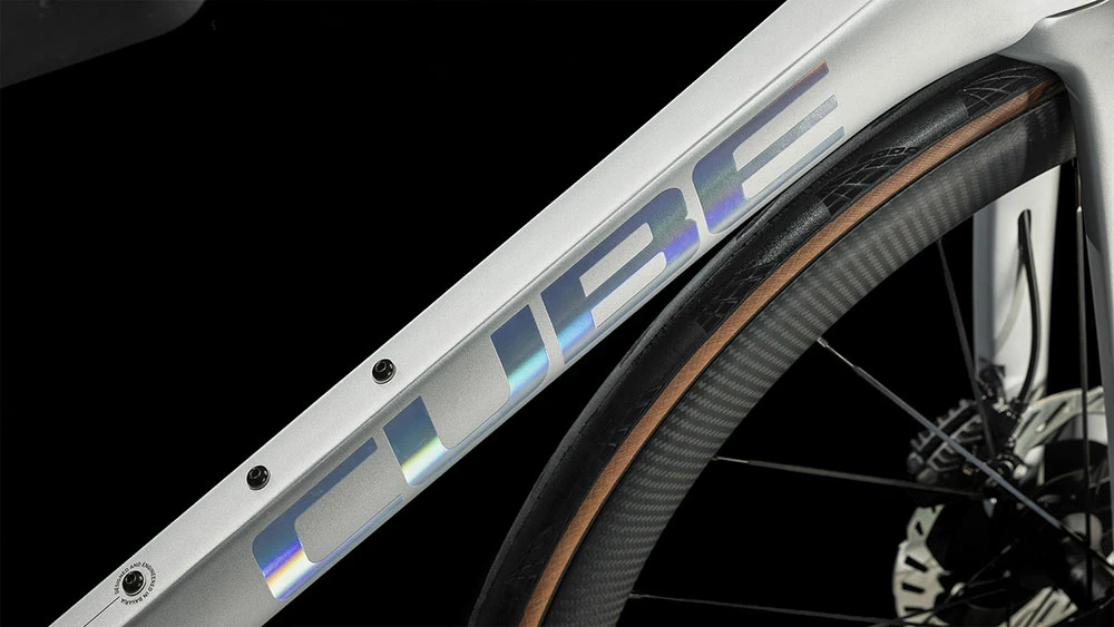 Cube Agree C:62 SLT Silver´n´black 5 Cube Agree C:62 SLT Silver´n´black – Image 3