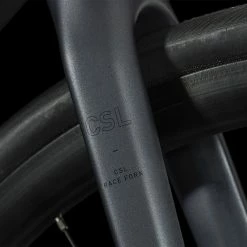 Cube Axial WS Race Metalblack´n´rainbow -Vélo Soldes Axial WS Race metalblack n rainbow 629300 5