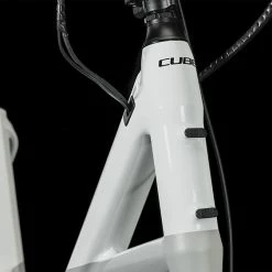 Cube Compact Hybrid 500 Grey´n´white 13 Cube Compact Hybrid 500 Grey´n´white -Vélo Soldes CUBE Compact Hybrid 500 grey n white 689100 6