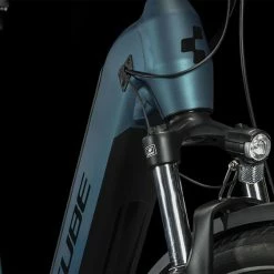 Cube Kathmandu Hybrid ONE 625 Easy Entry Blue´n´black -Vélo Soldes CUBE Kathmandu Hybrid ONE 625 Easy Entry blue n black 631182 E 6