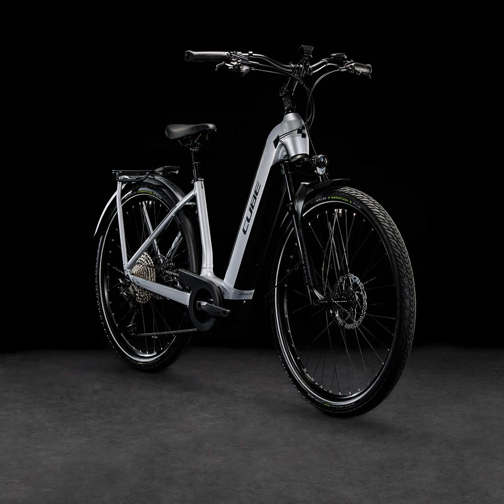 Cube Kathmandu Hybrid SLX 750 Easy Entry Polarsilver´n´black 4 Cube Kathmandu Hybrid SLX 750 Easy Entry Polarsilver´n´black – Image 2