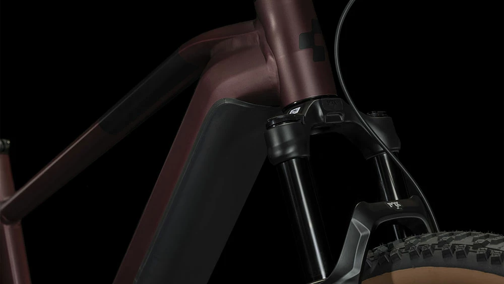 Cube Reaction Hybrid SLX 750 Rubyred´n´black 6 Cube Reaction Hybrid SLX 750 Rubyred´n´black – Image 4