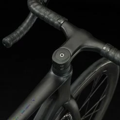 Cube Litening AIR C:68X SLT Carbon´n´rainbow -Vélo Soldes Cube Litening AIR C68X SLT carbon n rainbow 679700 4