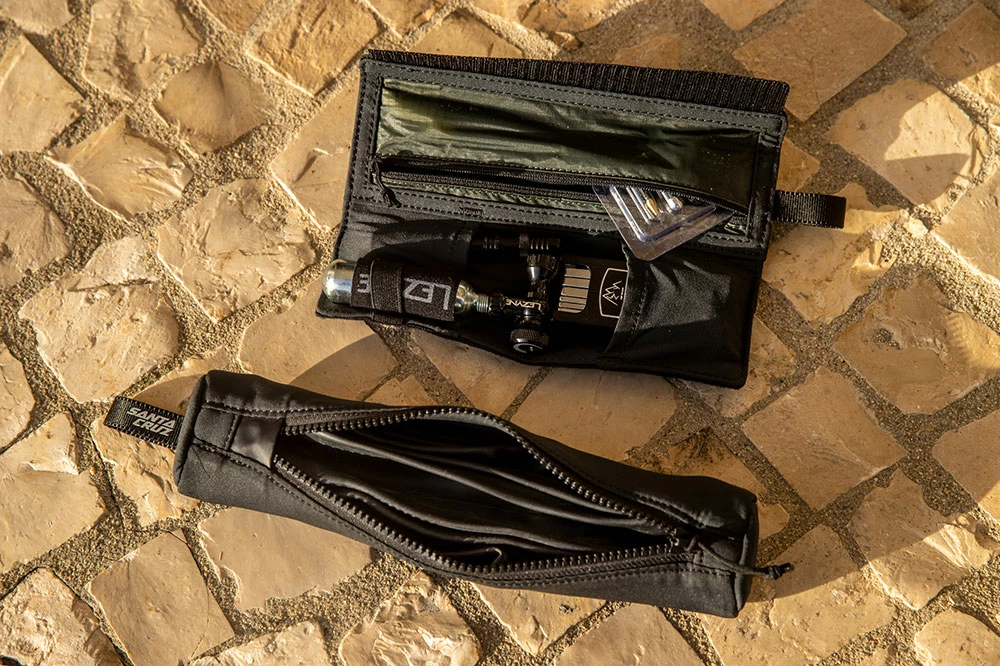 Santa Cruz Hightower C R 5 Santa Cruz Hightower C R – Image 3