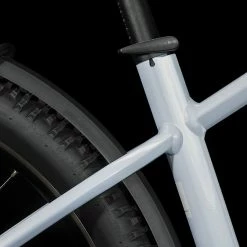 Cube Reaction Hybrid Pro 750 Allroad Flashwhite´n´black -Vélo Soldes Reaction Hybrid Pro 750 Allroad flashwhite n black 634163 3