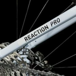 Cube Reaction Hybrid Pro 750 Easy Entry Flashwhite´n´black -Vélo Soldes Reaction Hybrid Pro 750 Easy Entry flashwhite n black 634113 4