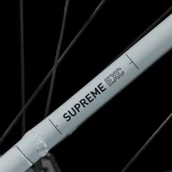 Cube Supreme Hybrid EXC 625 Easy Entry Flashwhite´n´black -Vélo Soldes Supreme Hybrid EXC 625 Easy Entry flashwhite n black 632242 2