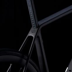 Cervelo R5 Red ETap AXS -Vélo Soldes cervelo R5 RedAXS FiveBlack DETAIL2