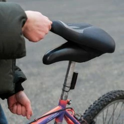 Couvre Selle Vélo Confort Et Imperméable - Selle Italia -Vélo Soldes couvre selle velo confort et impermeable selle italia 2