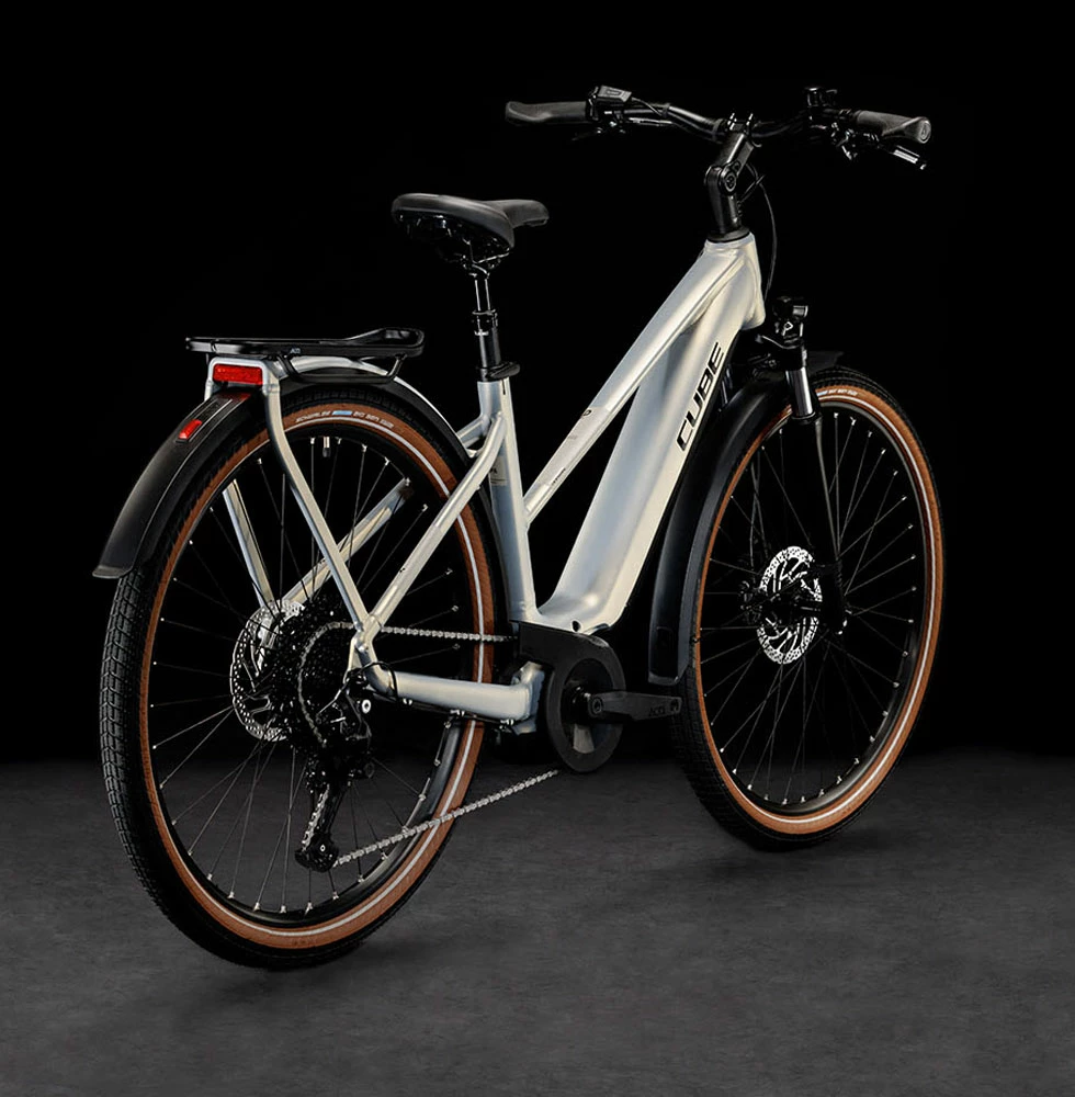 Cube Touring Hybrid Pro 625 Lady Pearlysilver'n'black 4 Cube Touring Hybrid Pro 625 Lady Pearlysilver'n'black – Image 2