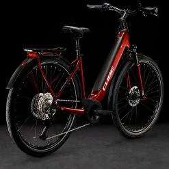 Cube Touring Hybrid EXC 500 Easy Entry Red'n'white 5 Cube Touring Hybrid EXC 500 Easy Entry Red'n'white -Vélo Soldes cube 631161 20119023 Touring Hybrid EXC 500 Easy Entry red n white 2