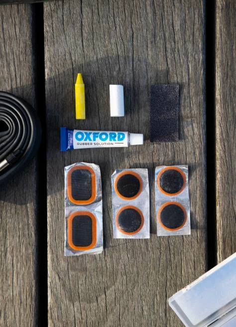 Kit De Réparation Vélo Crevaison - Oxford 5 Kit De Réparation Vélo Crevaison - Oxford – Image 3