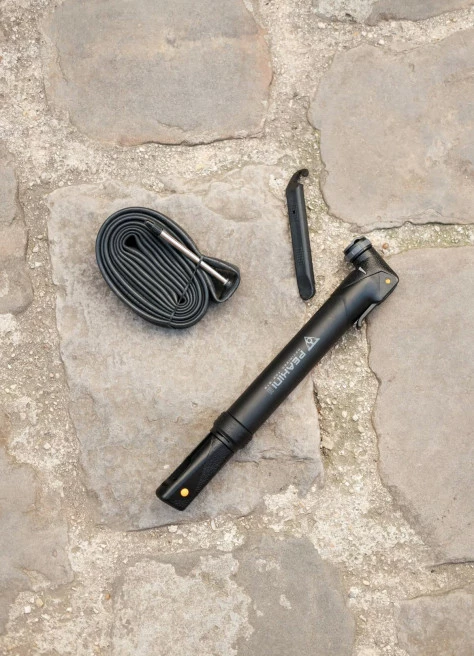 Mini Pompe à Vélo Peakini 2 - Topeak 7 Mini Pompe à Vélo Peakini 2 - Topeak – Image 5